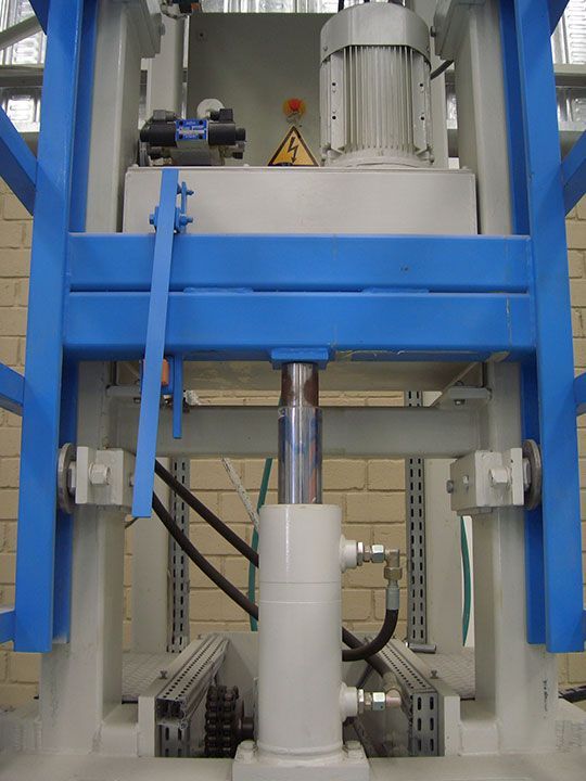 LOKERA Y PREFABRICADOS CARRILLO SA DE CV