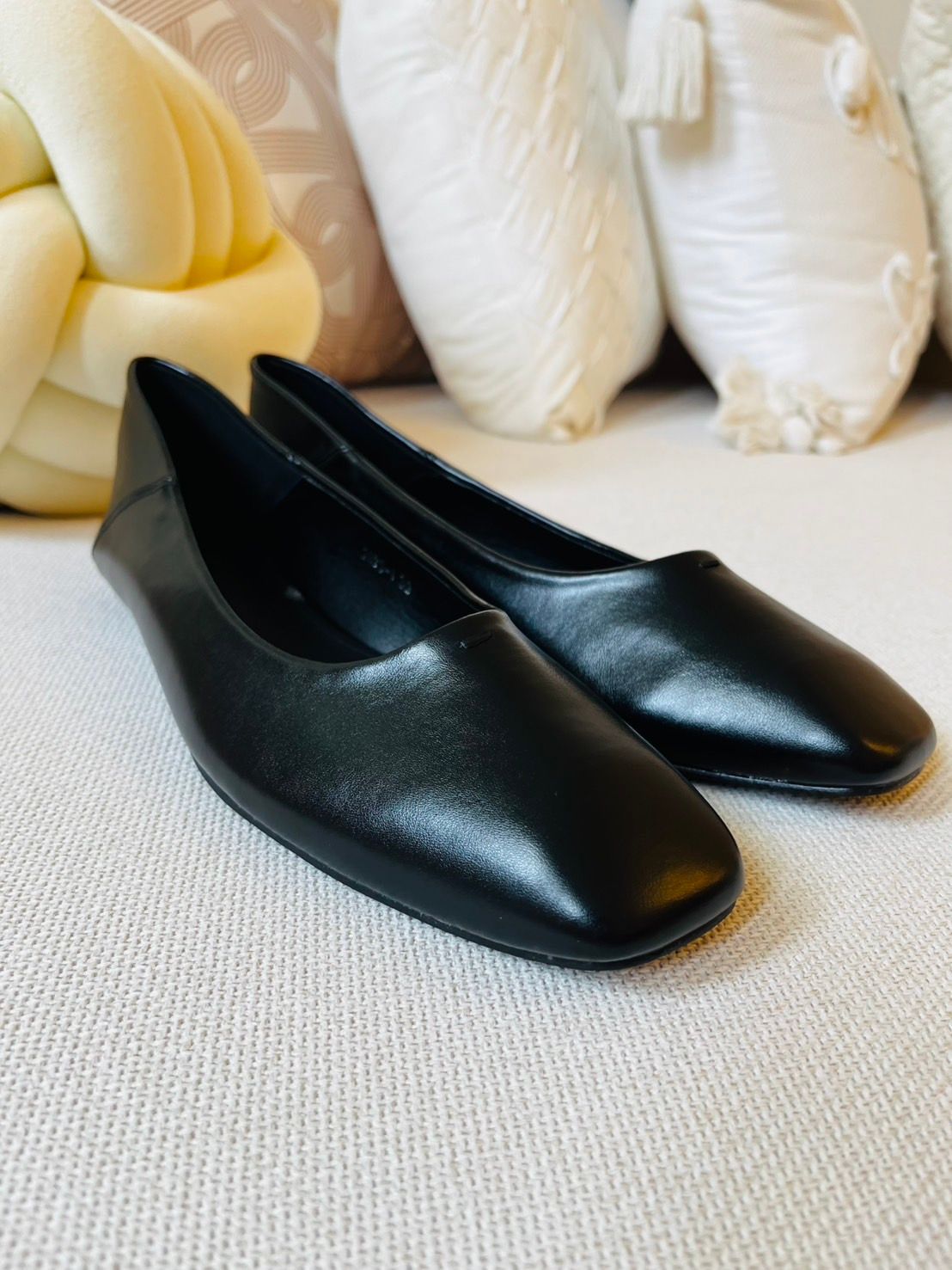 真羊皮版～法式復古手工縫製方頭簡約軟底平底鞋