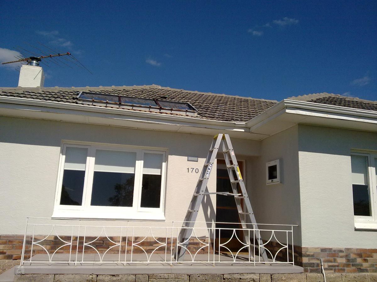 House Before Guttering — Perth, WA — Harry’s Roof Practice 
