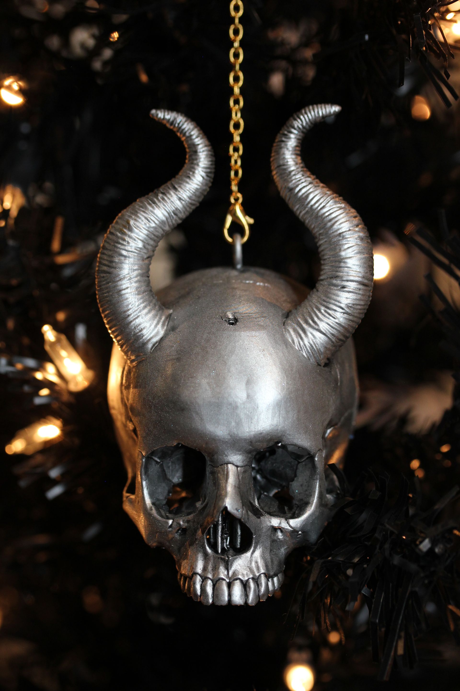 Baby Skull With Horns: Silver