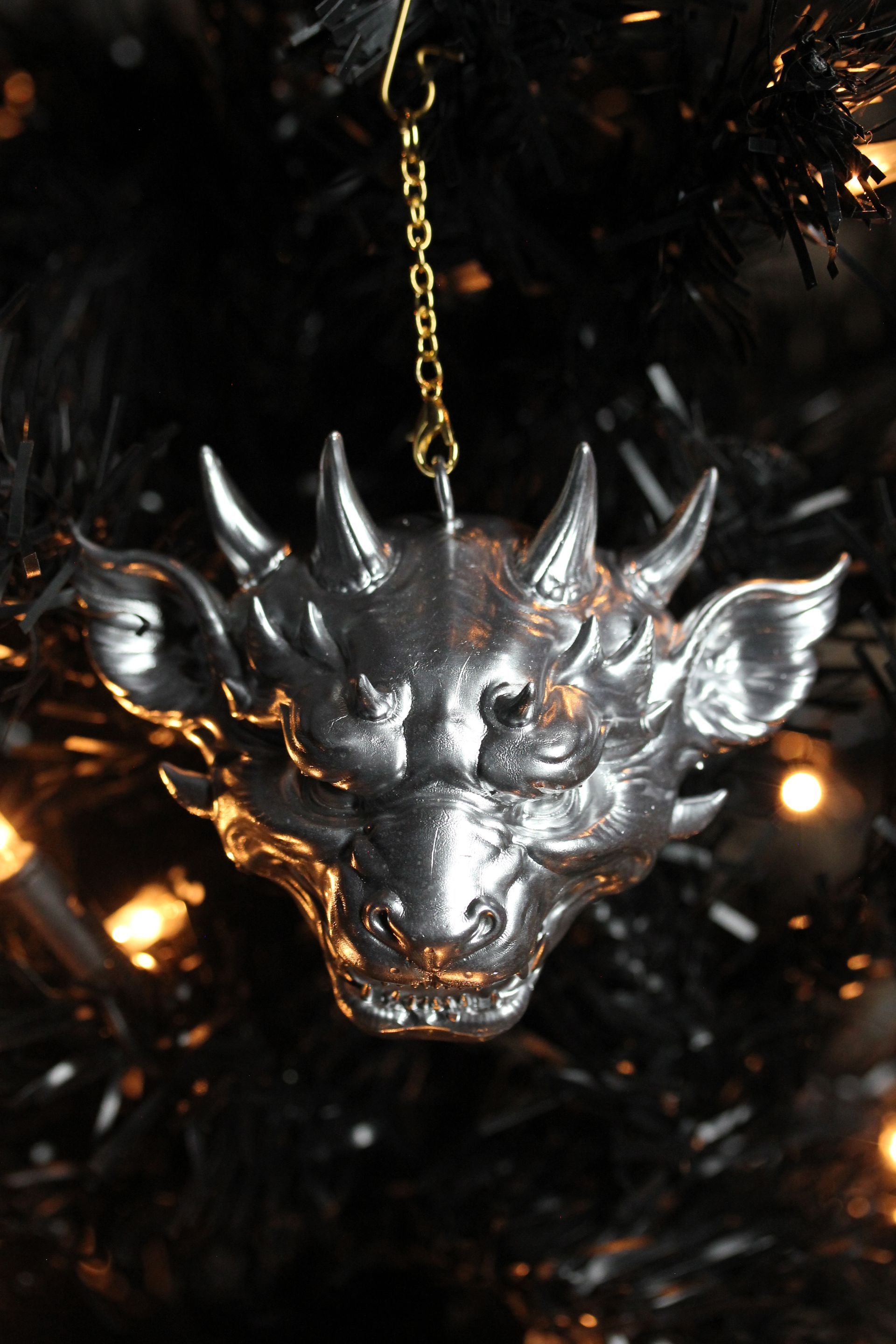 Ornate Dragon Head: Silver