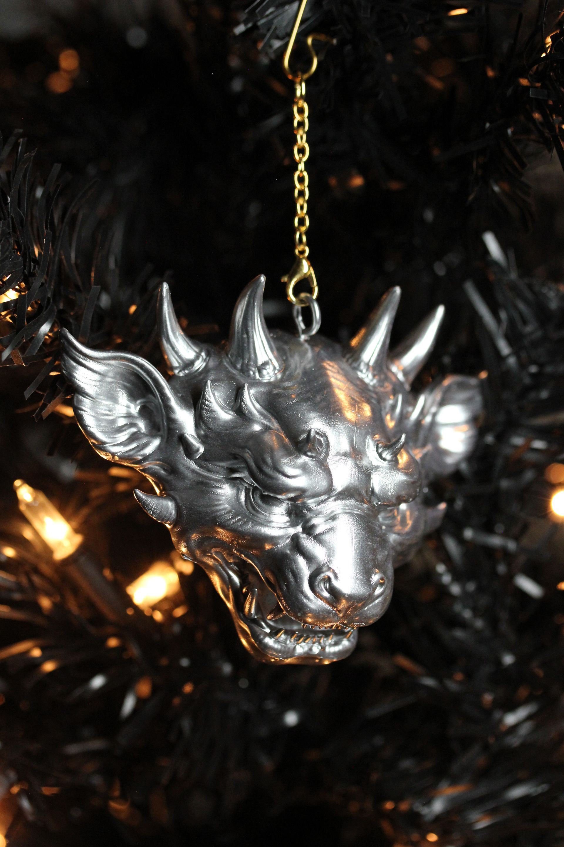 Ornate Dragon Head: Silver