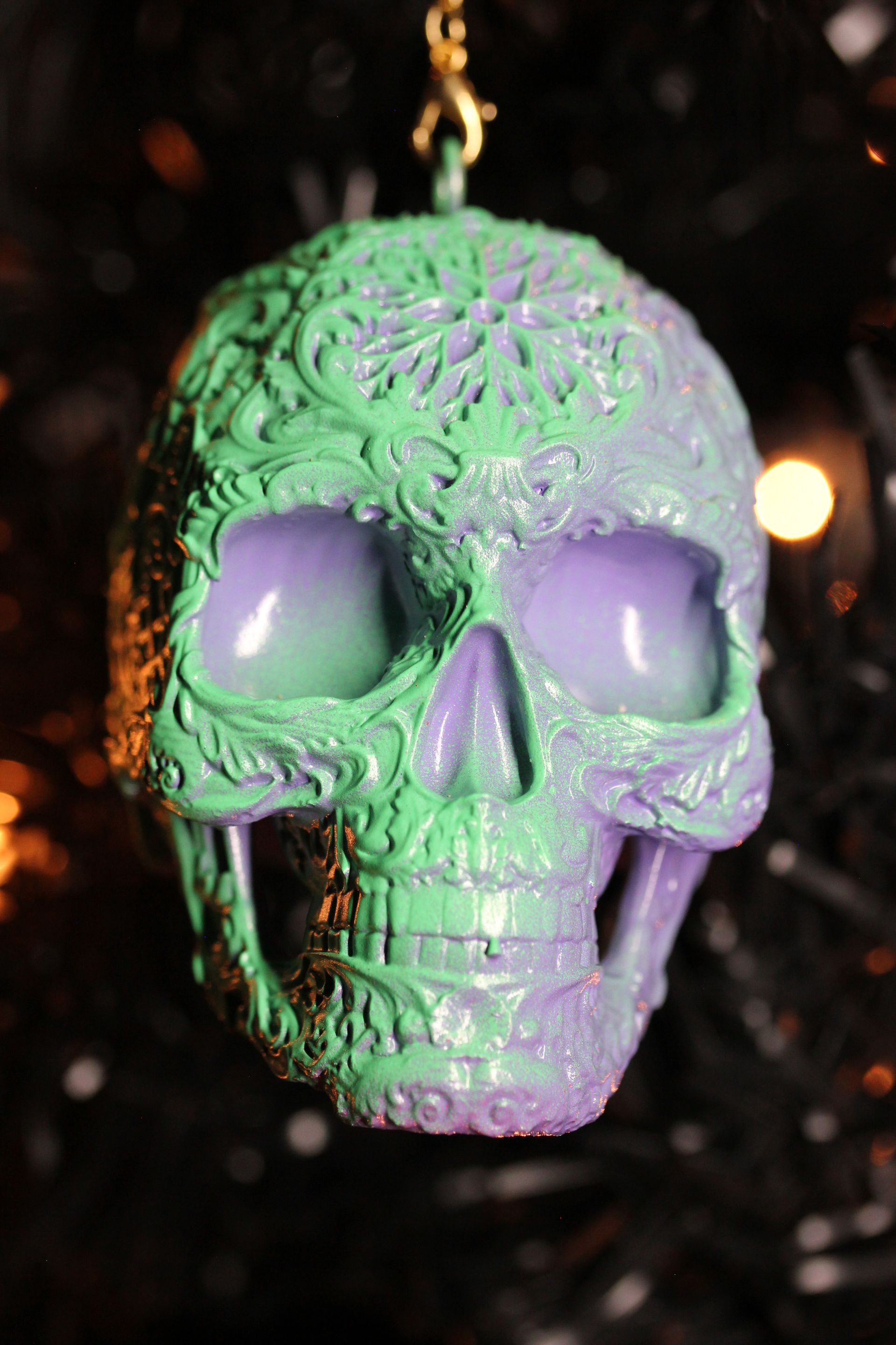 Ornate Sugar Skull: Mint Green/Violet