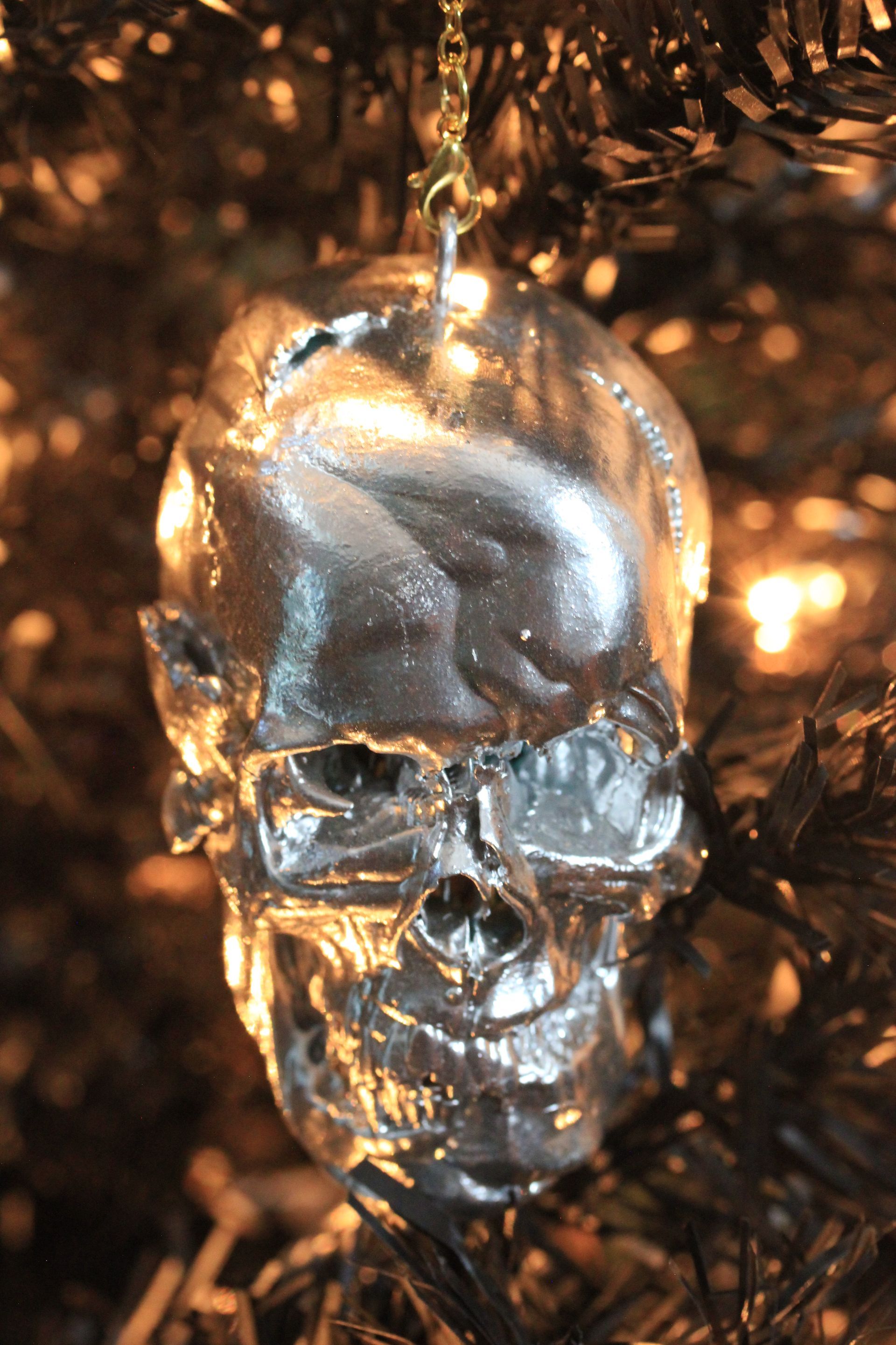 Psychedelic Skull:  Gold