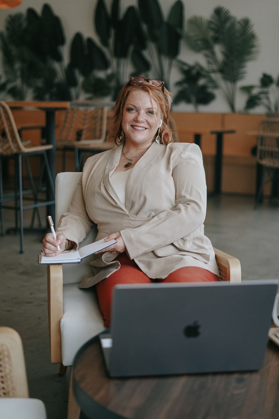 Leslie Ellis, founder and CEO of Meaningful Change Consulting, strategic change advisor