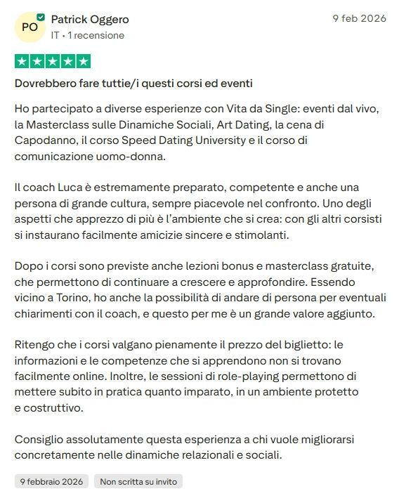 Screenshot di una recensione Trustpilot  di Patrick Oggero riguardante corsi e eventi Vitadasingle, con logo verde e testo lungo.