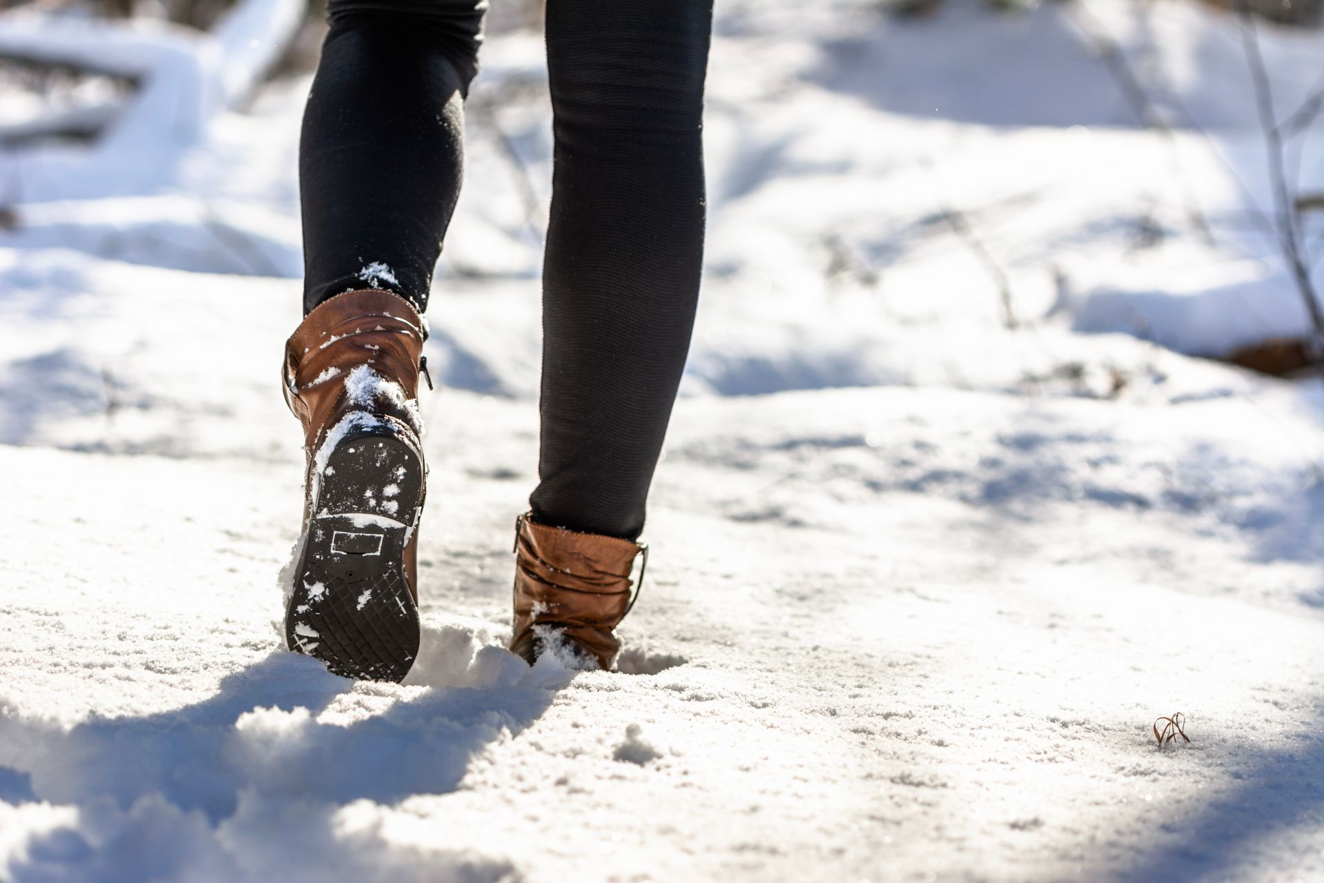 fleece leggings in snow