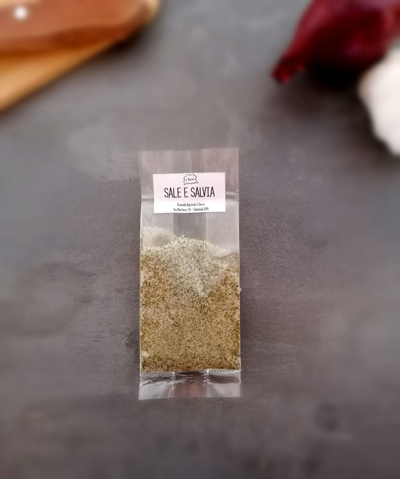 sale e erbe aromatiche