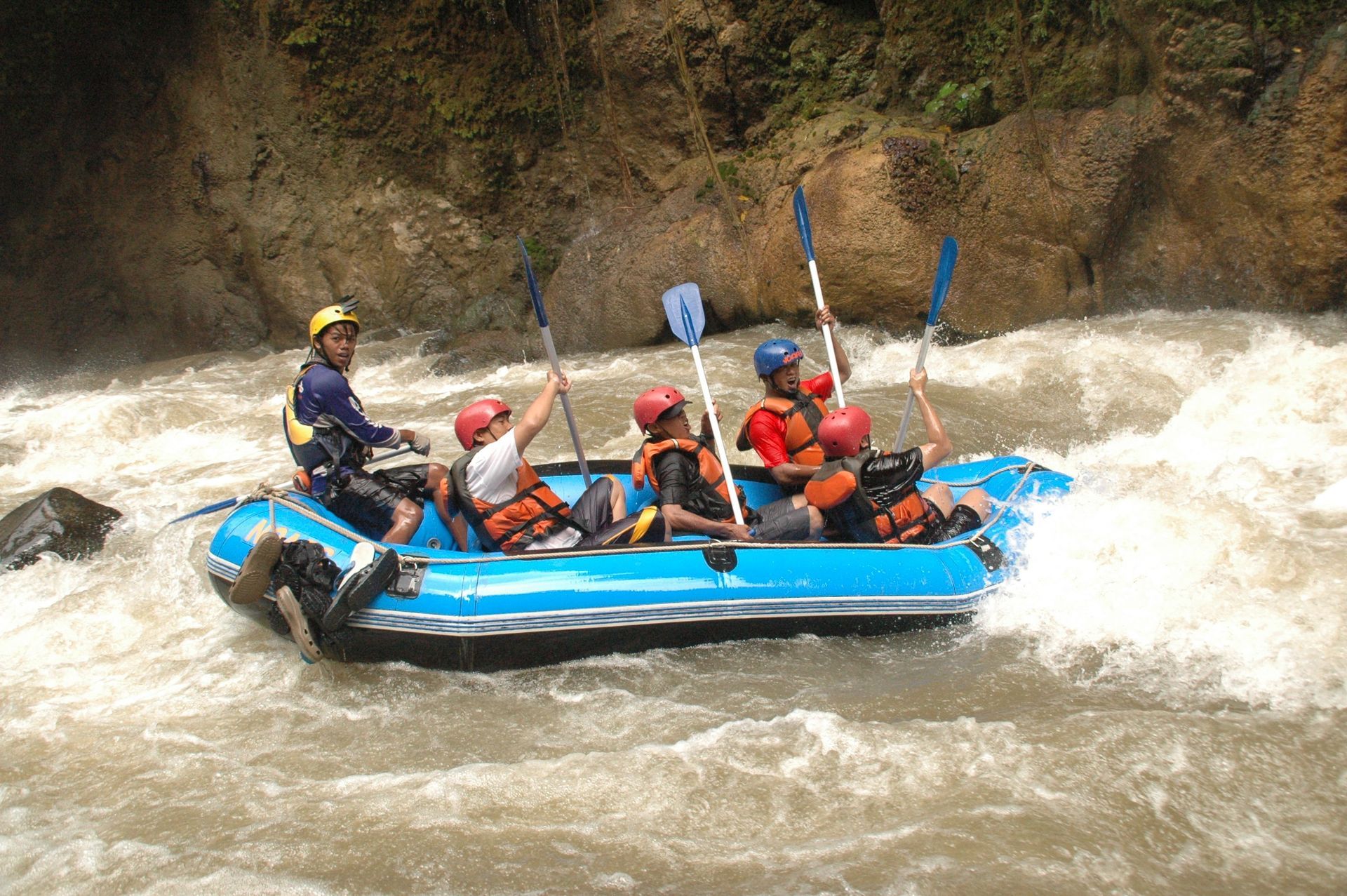 image of river rafting for a blog post for digital marketing agency 