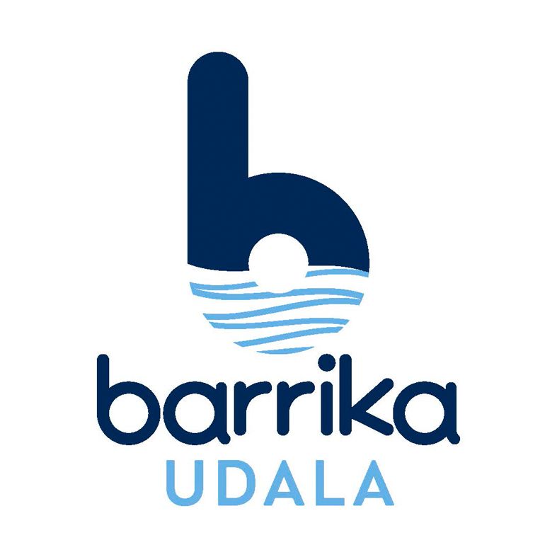 Logotipo de Barrika Udala, con una «b» estilizada sobre ondas azul claro. El texto es azul oscuro y azul claro.