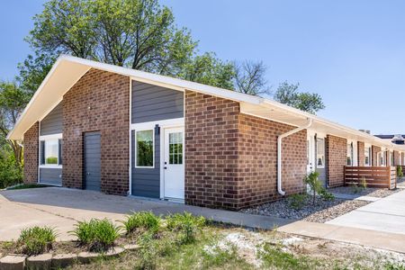 Woodland Hills Townhomes exterior