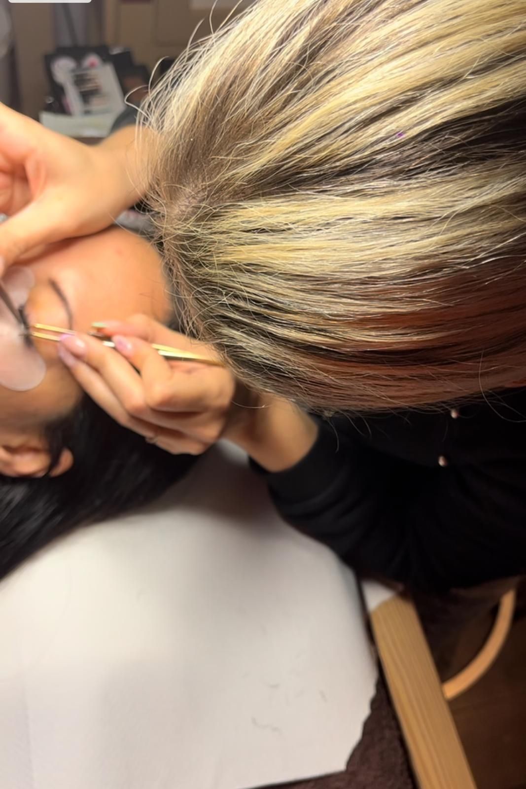 Extension Ciglia e Sopracciglia estetica luana