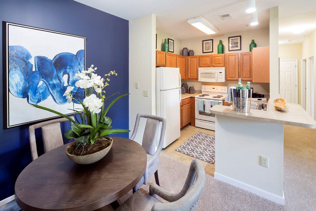 Apartments in Chester, VA River Forest Apartments