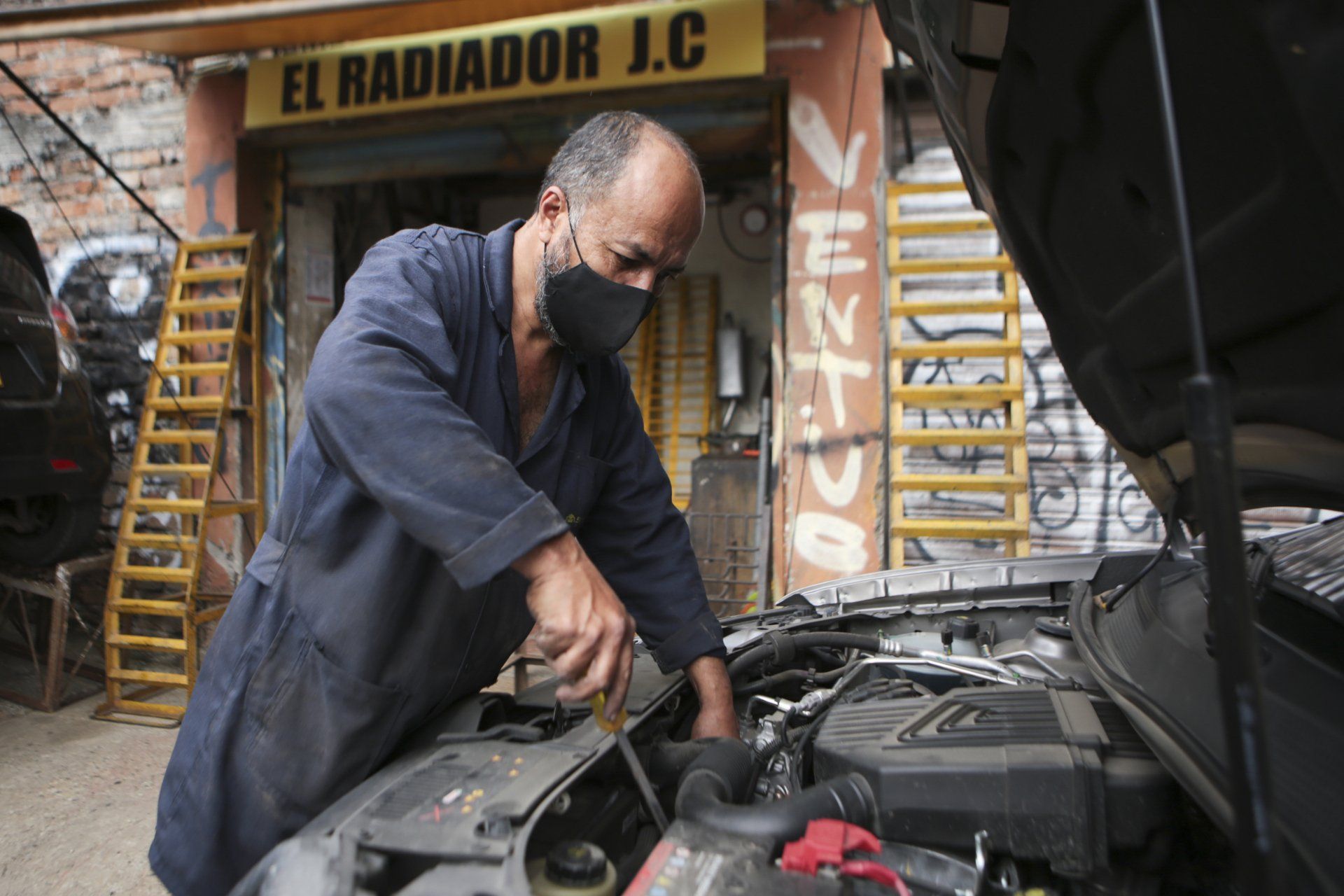 Auto-motor-radiadores