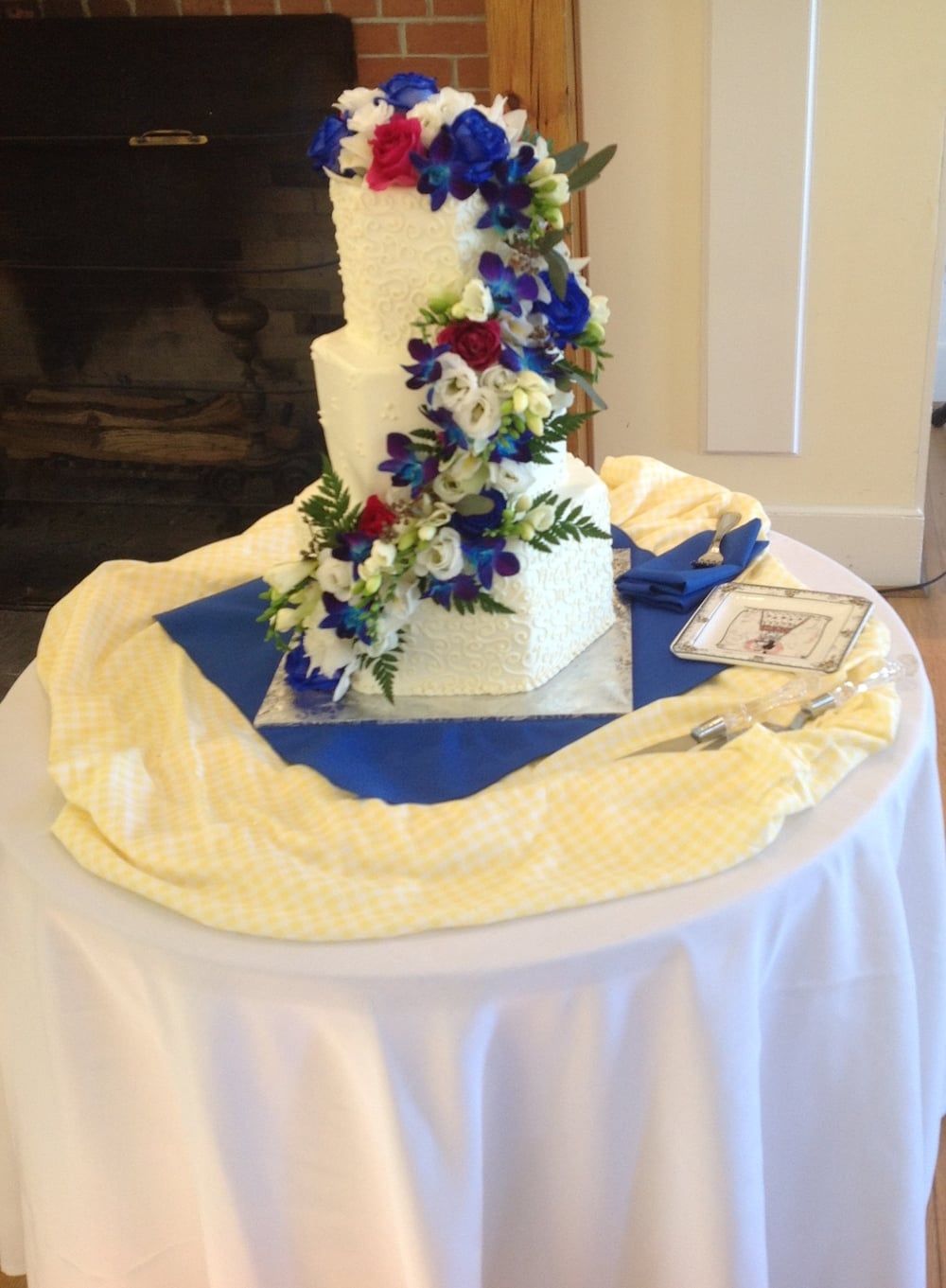 Red White and Blue Floral Cake