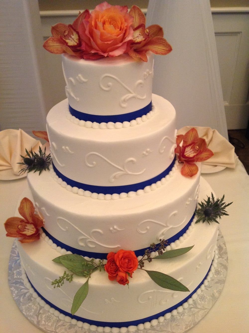 Wedding Cake with Roses