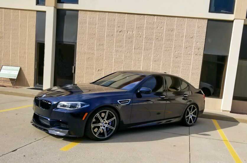 bmw m5 getting ready to test michelin pilot sport 4s tires on dry pavement