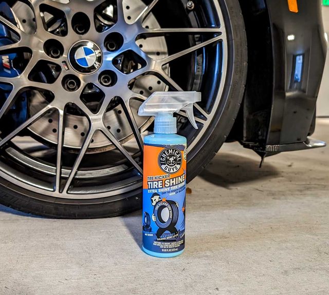 Chemical Guys - The secret to a long lasting and high shine tire