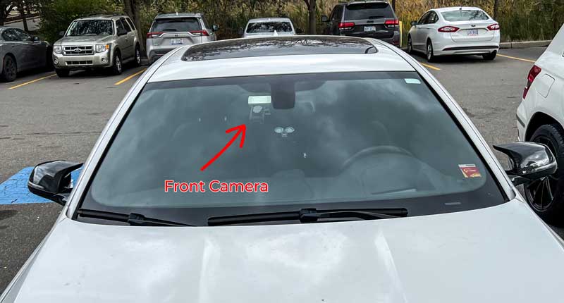 vantrue s1 dash cam on the front windshield