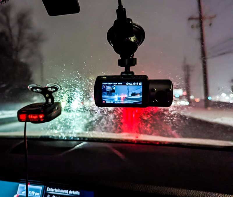 items that come with the vantrue n4 dash cam