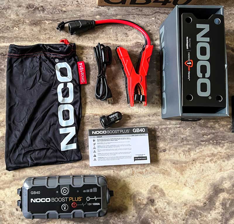 noco boost plus gb40 accessories that come with the device