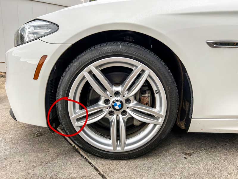 bmw 5-series run-flat tire with damage