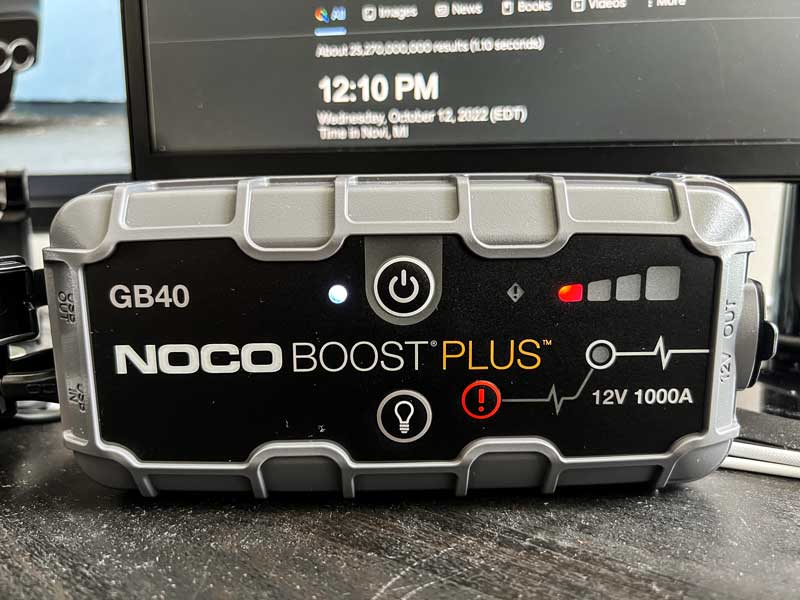 noco boost plus GB40 jump starter device starting to charge