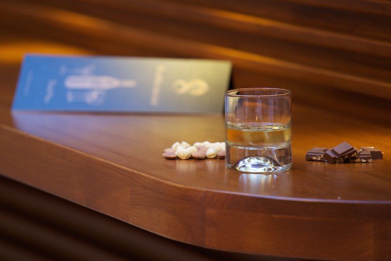 The Million Stone Hotel , Restaurant