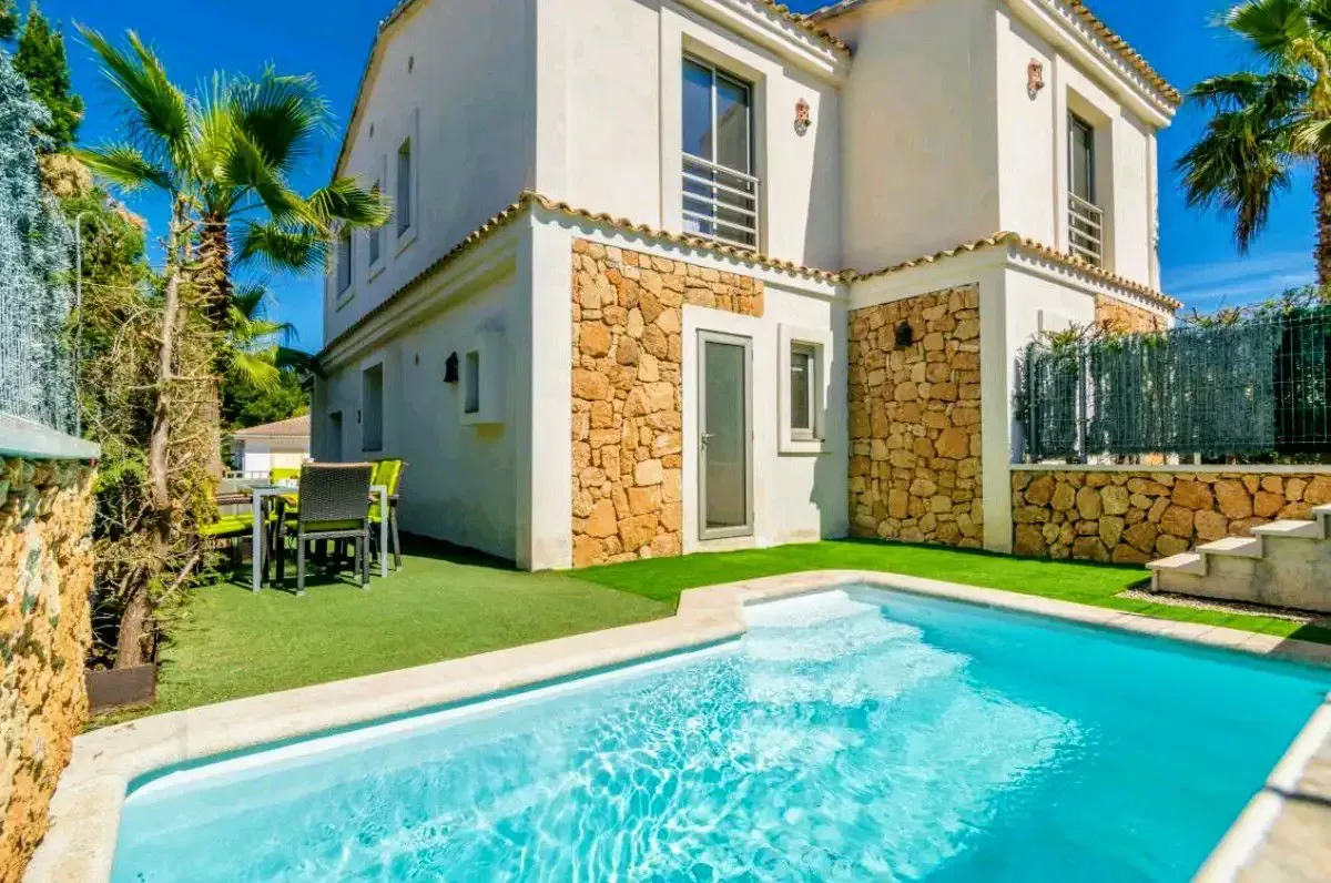 Villa Rosi con Piscina Privada - Son Serra de Marina — alquiler vacacional en Mallorca