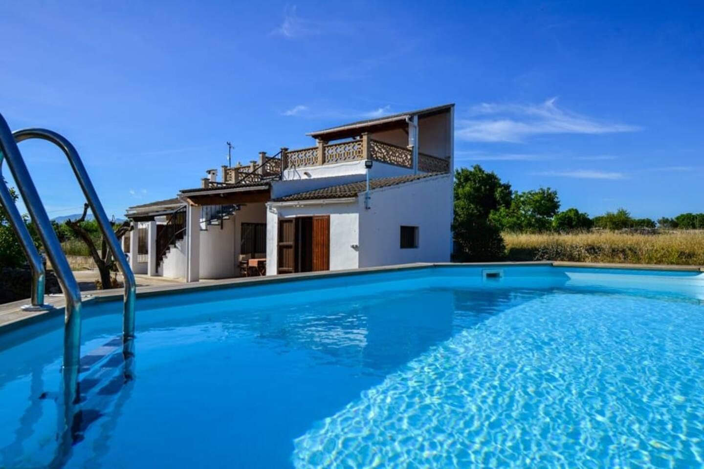 Villa Monasterio con Piscina — alquiler vacacional en Mallorca
