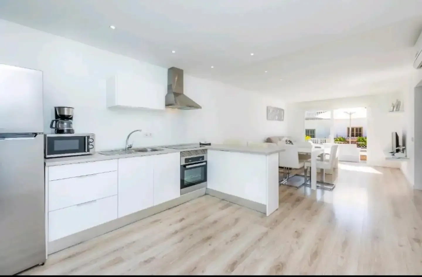Villa Junto al Mar con piscina — alquiler vacacional en Mallorca