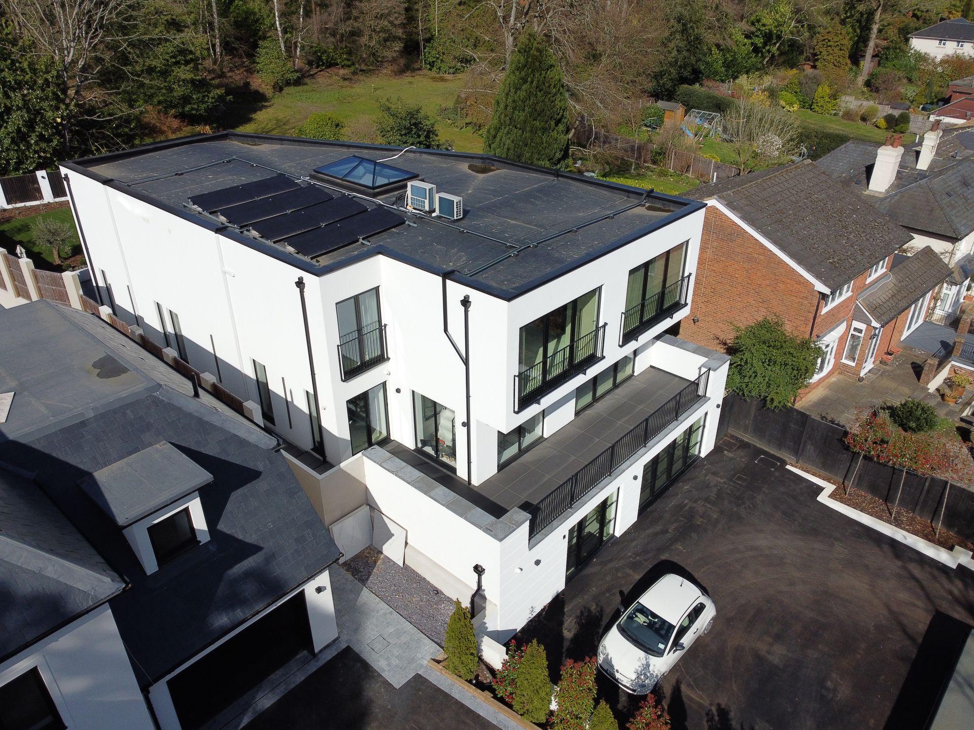 2 and a half story home with high specification. Private road. Luxury new build house. Surrey.