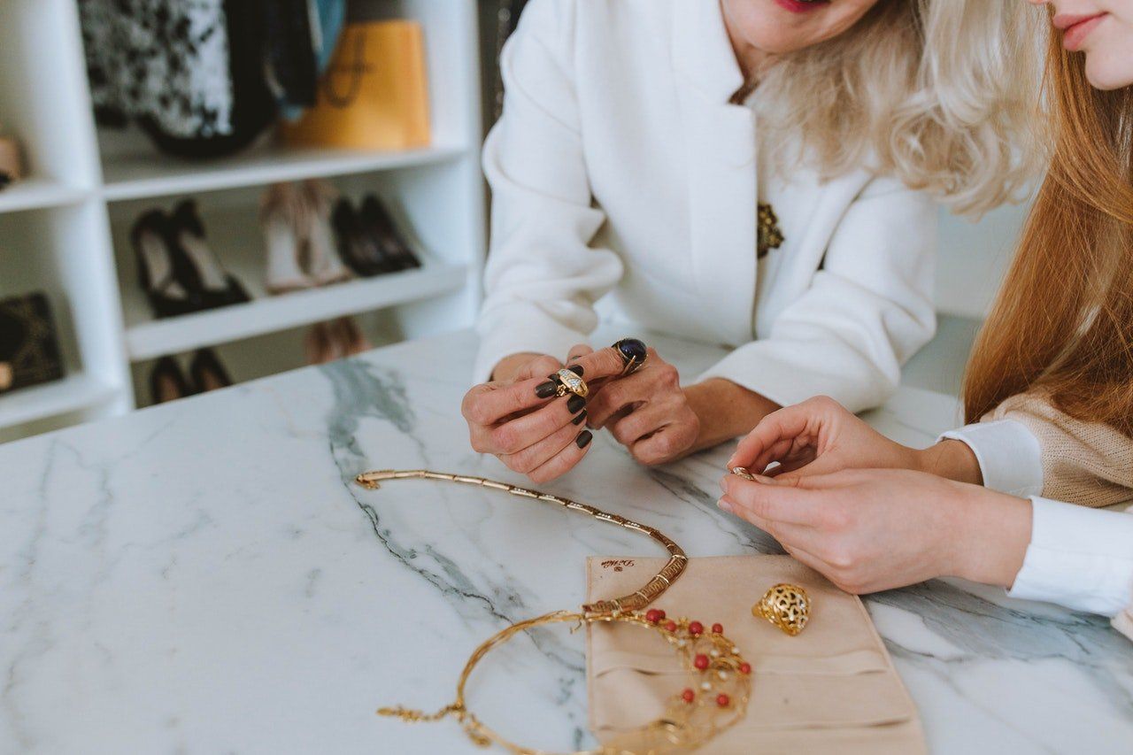 how to start a jewelry business