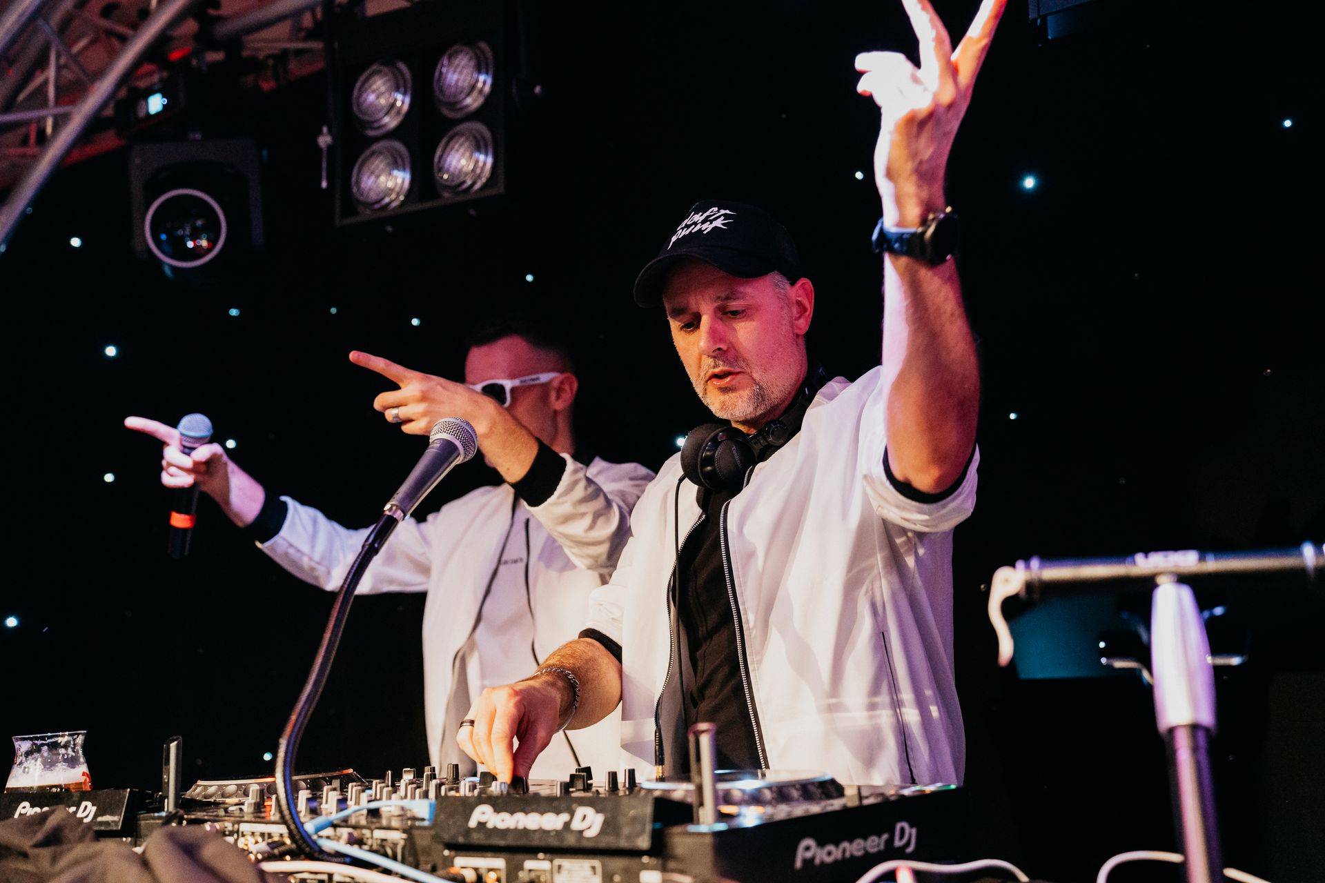 Laat je jaar beginnen met een knal, door Discobar Plankgaz