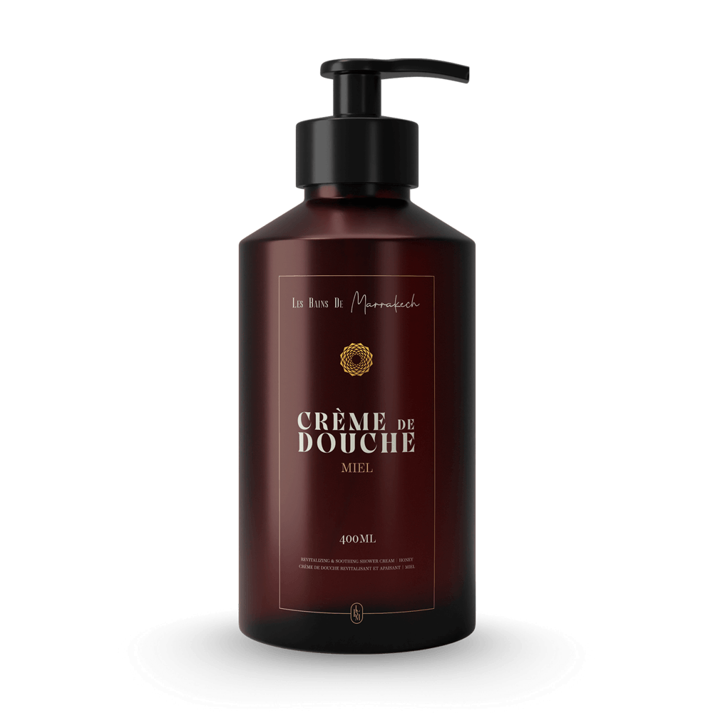 Crème de douche au miel, douce et enveloppante, idéale pour nettoyer la peau tout en laissant une sensation de confort.