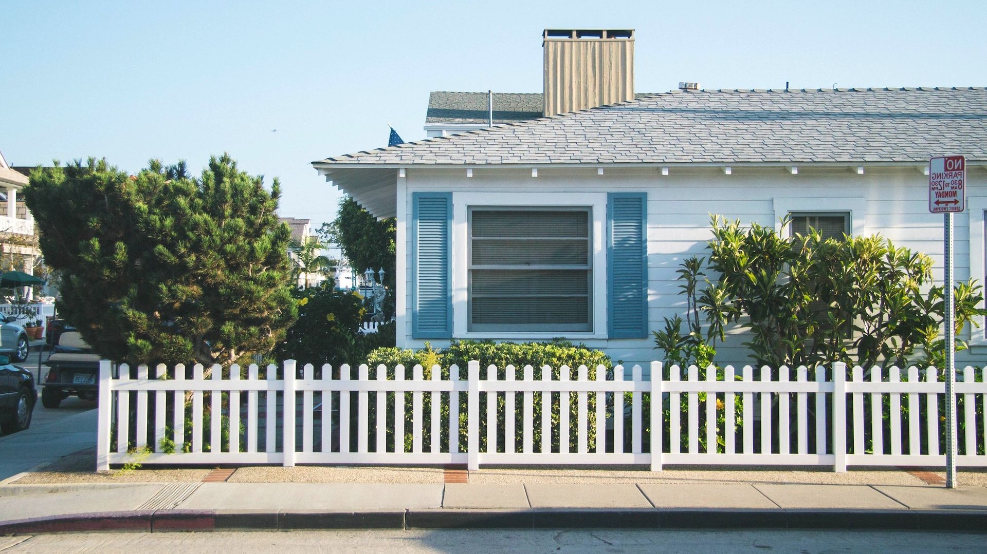 A good and well-maintained concrete sidewalk can be beneficial for you as homeowner