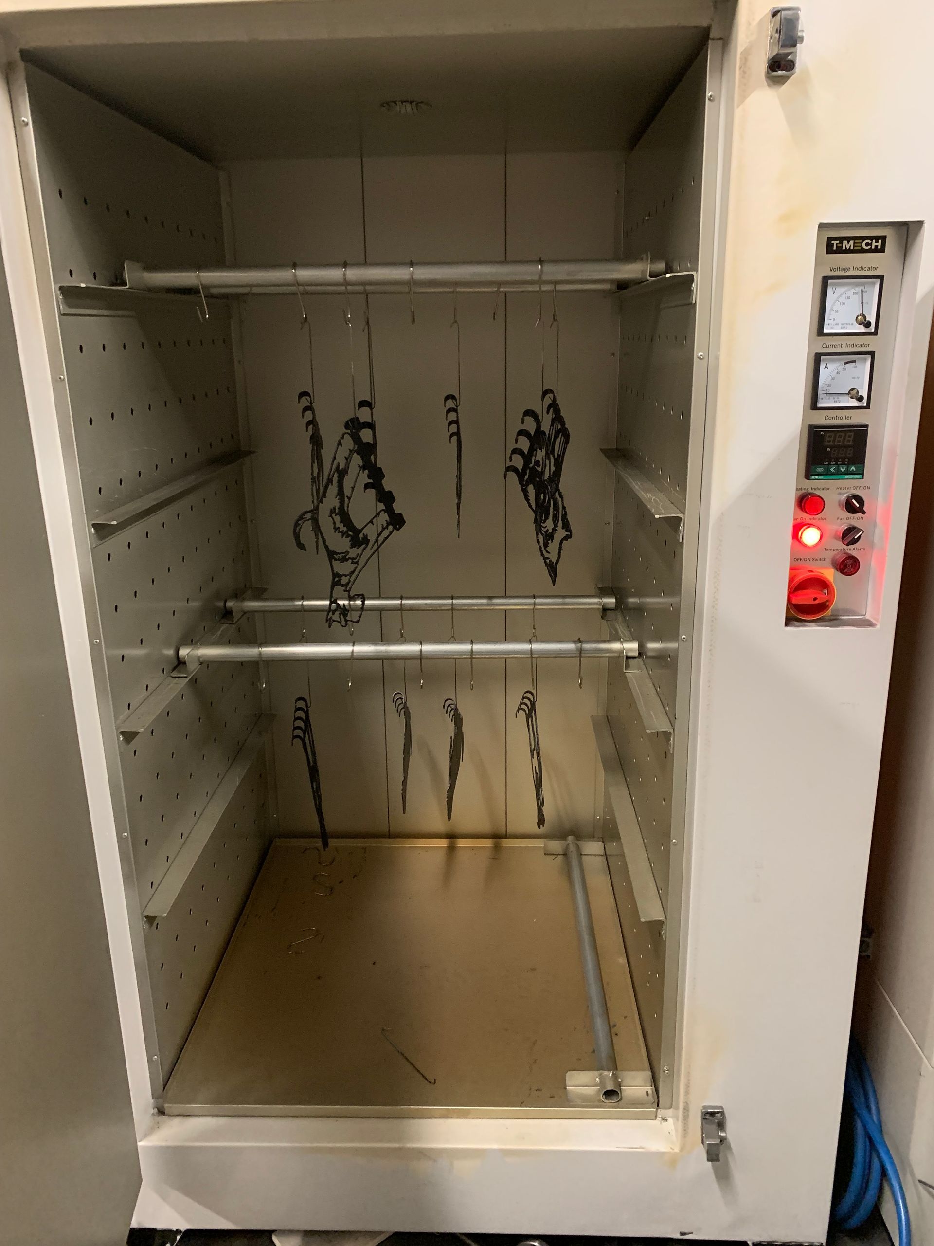 metal dog lead hangers powder coated oven