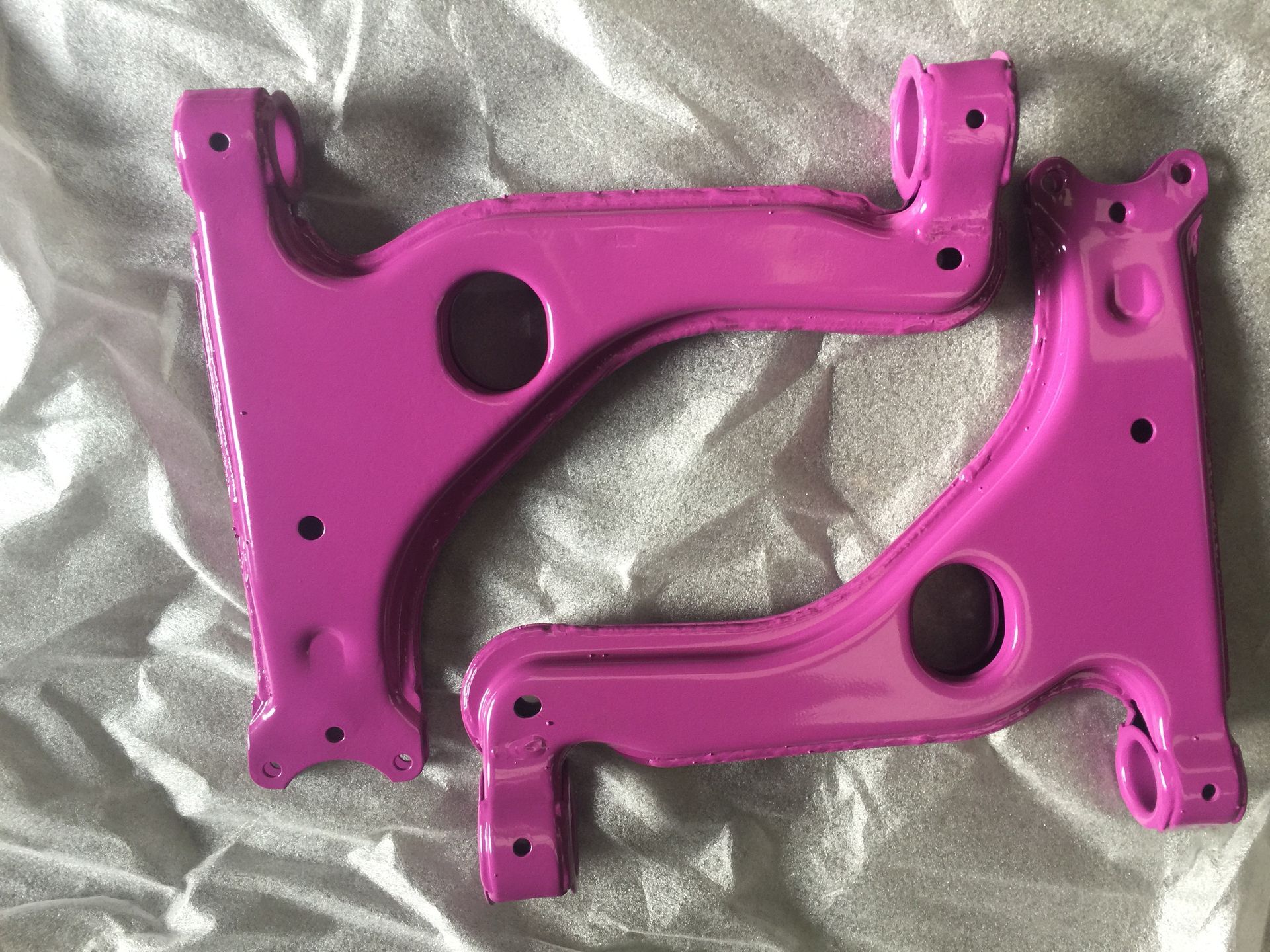 vauxhall wishbones sand blasted and powder coated