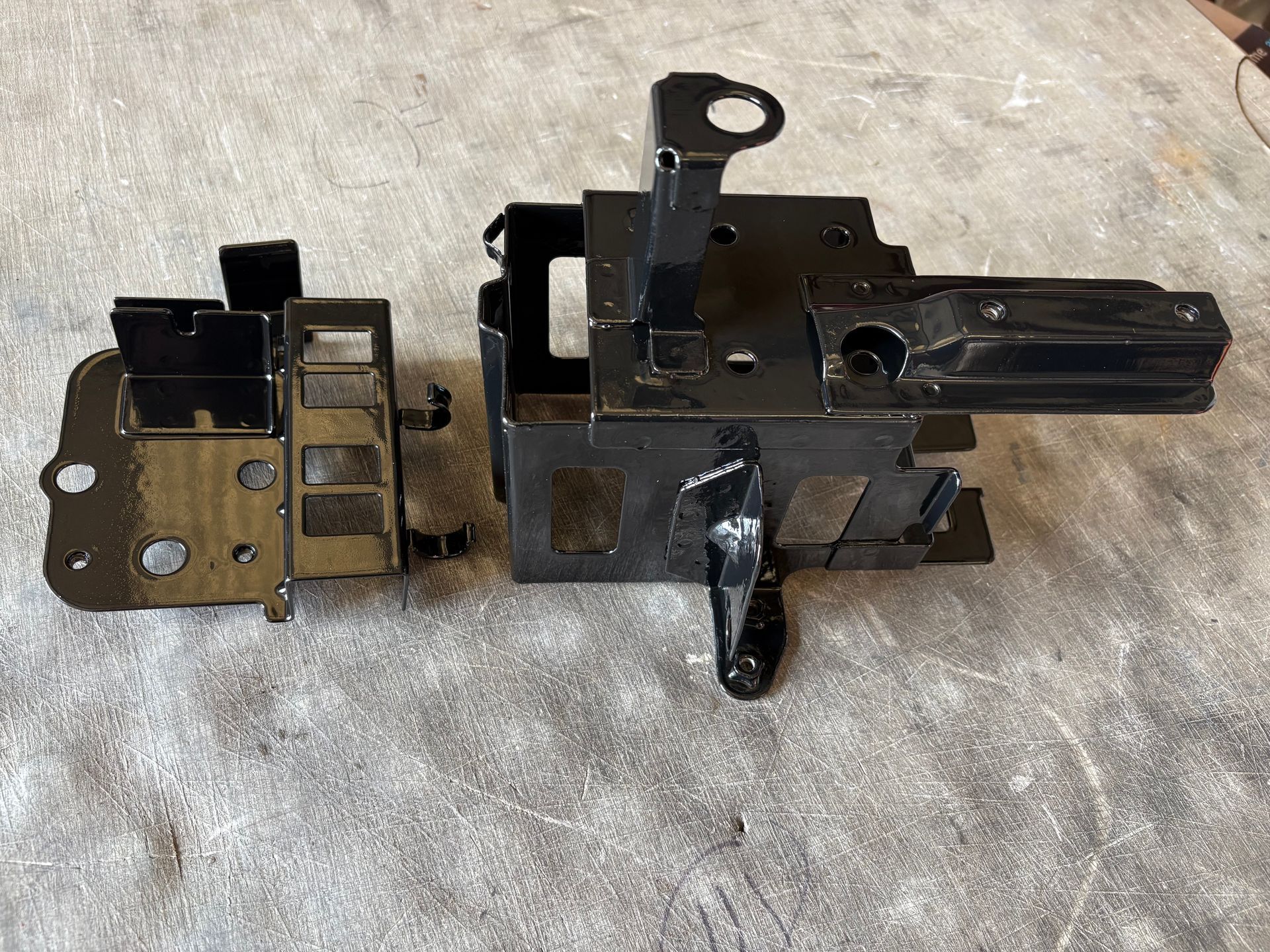 rusty honda battery box clean up sand blasting powder coating