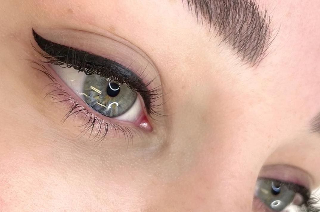 A close up of a woman 's eye with eyeliner — Sibina Cosmetic Tattoo Art In Broadbeach, QLD