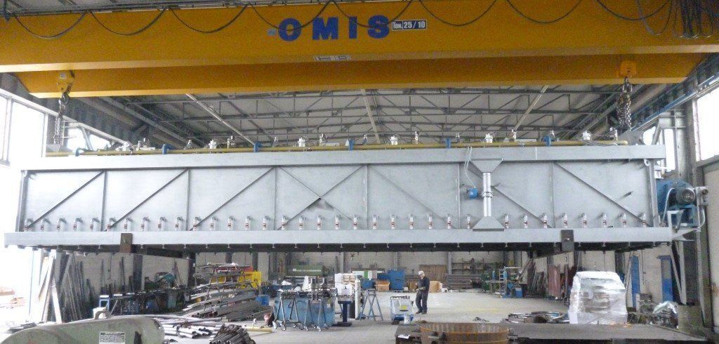 Lavorazione in acciaio per industrie