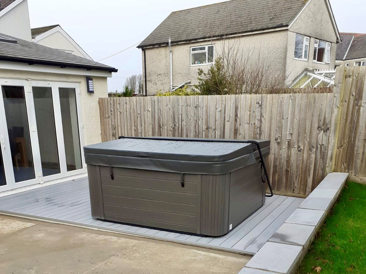 hot tub decking installed pembrokeshire