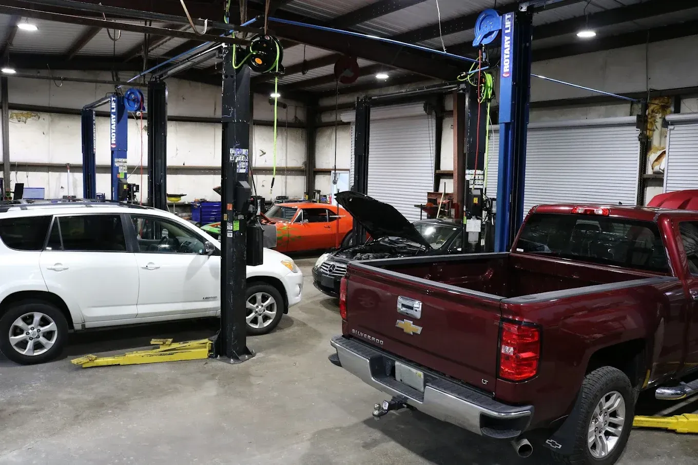 Shop Garage | Pensacola AC & Auto Service Center