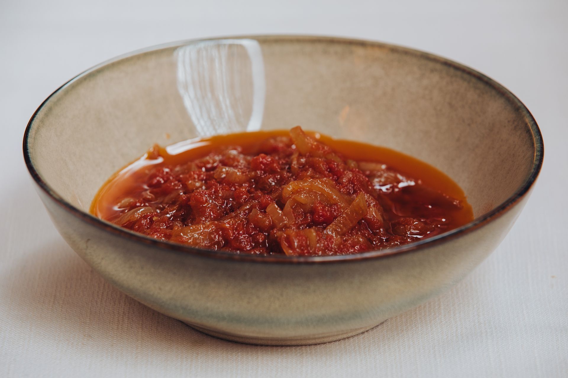 piatto di tortellini in brodo