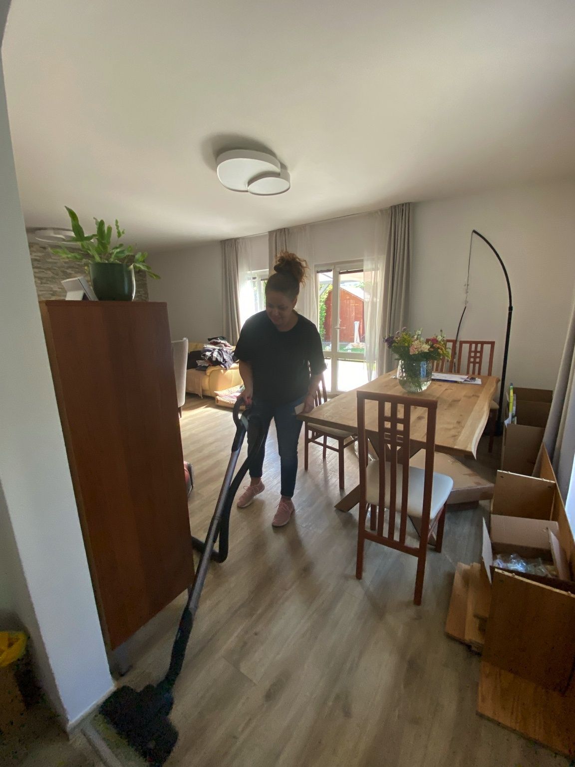 Nebojíme se přiložit ruku-ani lux-k dílu.