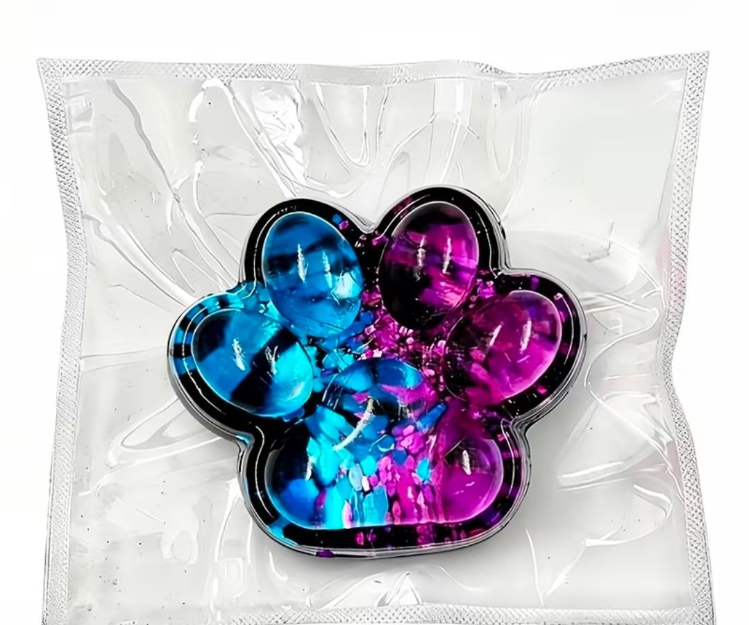 Sparkling pink /blue cat paw squishy