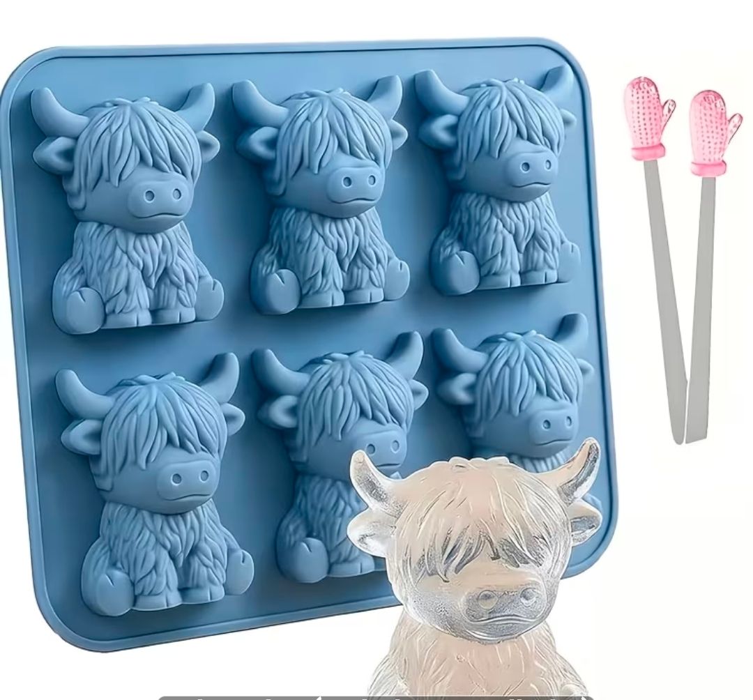 Highland Cow Ice Cube Tray