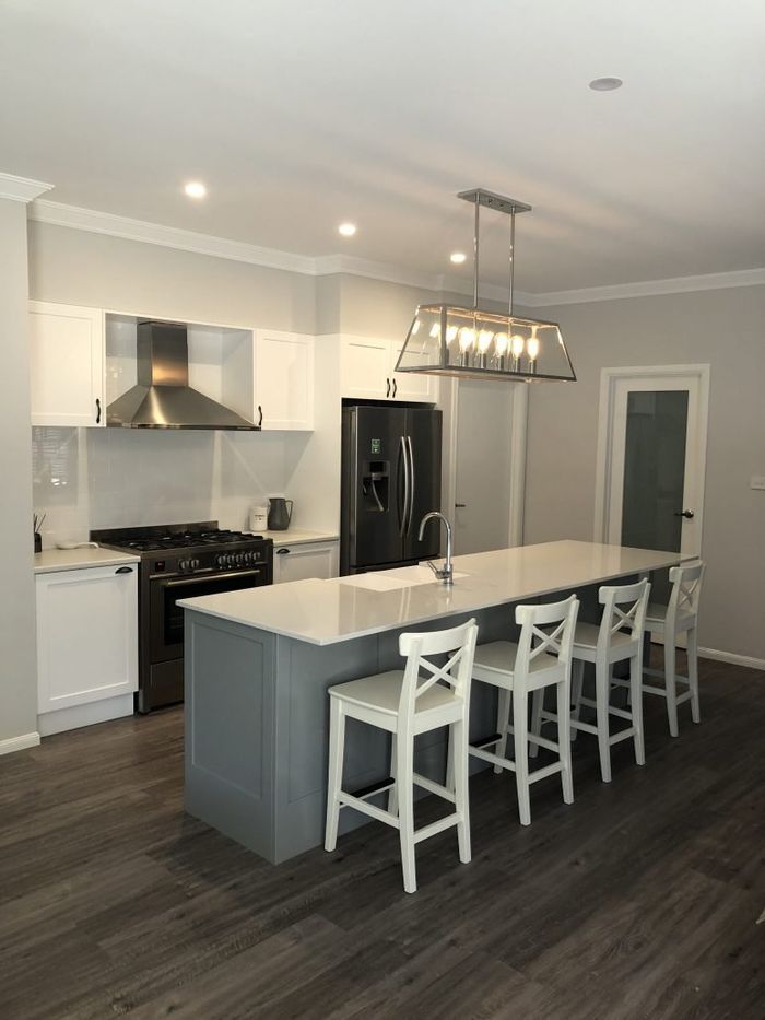 Cozy Home Kitchen — Kitchen Designer in Charmhaven, NSW