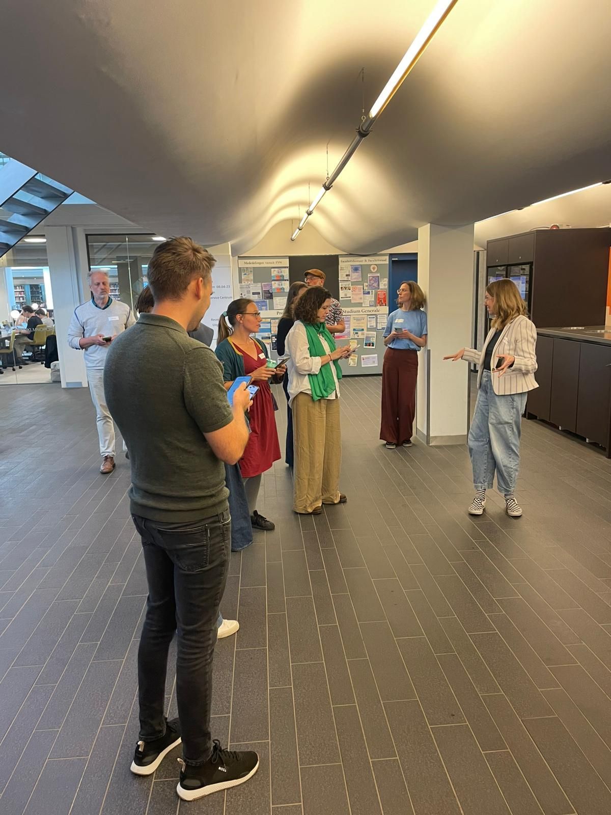 Suzanne Roggeveen explains the pratical exercise