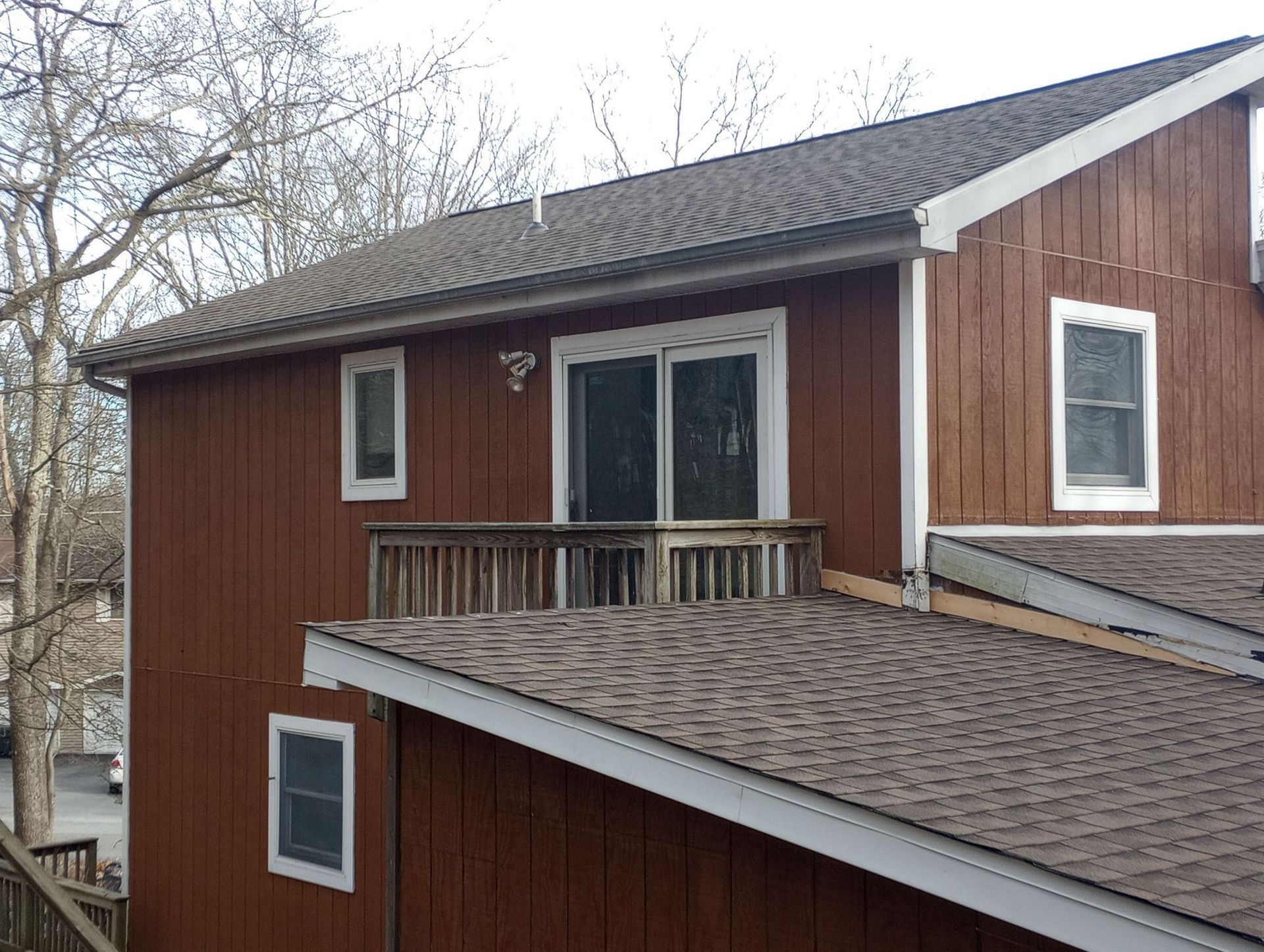 Amazed Roofing finished roof on a family home